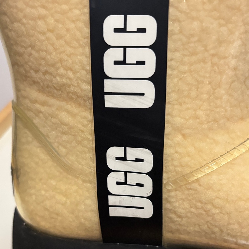 UGG Classic Clear PVC Shearling Short Waterproof Boots with Pale Yellow Lining - Picture 16 of 16